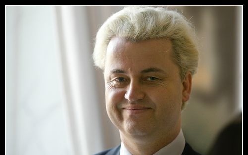 WILDERS ...islam dreiging van barbaarse cultuur...