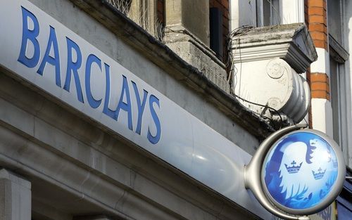 LONDEN - Een filiaal van Baclays Bank in Londen. ABN Amro voert gesprekken met de Britse bank Barclays over een fusie. Foto ANP