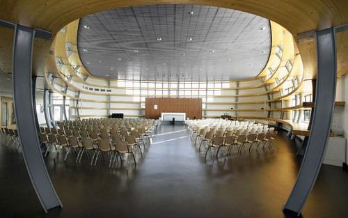 Het nieuwe kerkgebouw van de protestantse gemeente in de Zwolse nieuwbouwwijk Stadshagen, de Open Kring, dankt zijn naam aan de vorm. Foto Ruud Ploeg Fotografie