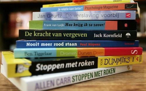 HAARLEM – Op de website onLibri.nl zijn sinds maandag gratis boeken te downloaden. Allemaal non fictie. Uitgevers zien het initiatief nog niet als een bedreiging voor het papieren boek. „Dit soort dingen horen bij het gebruik van digitale media.” Foto ANP