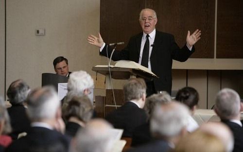 GOUDA – De studiedag van het deputaatschap voor Israël van de Gereformeerde Gemeenten, vrijdag in Gouda, trok ongeveer 150 bezoekers. Thema was: ”Samen erfgenaam: de kerk uit Jood en heiden”. Foto Martin Droog