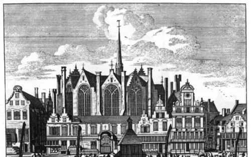 „Is Schiphol de geografische entree voor miljoenen buitenlanders, Amsterdam is de culturele entree van ons land. Amsterdam deelde in de gloriejaren van onze nationale geschiedenis bij uitstek, de 17e eeuw, de lakens uit. Wat mij betreft mag dat ook in de 