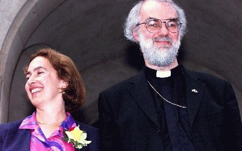 Londen - De Britse regering heeft dinsdag dr. Rowan Williams (52) benoemd tot aartsbisschop van Canterbury. De liberale theoloog uit Wales wordt het geestelijk hoofd van de Anglicaanse Kerk. - Foto EPA