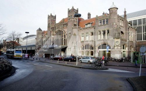 HAARLEM - Oude stations doen het goed bij treinreizigers. Vooral de stations van Groningen, Haarlem en Zwolle zijn favoriet. Foto ANP