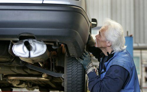 Voor particulieren is het financieel aantrekkelijk een tweedehands auto te importeren. Foto ANP