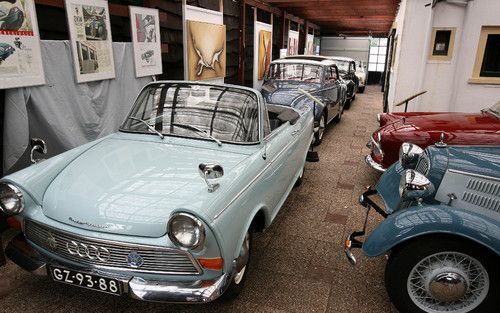 De verzameling DKW's van Henk Geerts uit Bergen laat een groot deel van Audi's historie zien. Foto RD, Anton Dommerholt