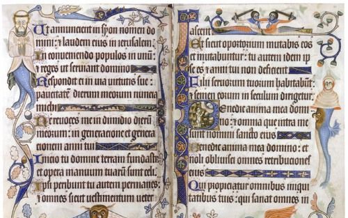 LONDEN – Psalm 103 in het ”Luttrel Psalter”, Engeland, 14e eeuw. Foto’s uit tentoonstellingscatalogus