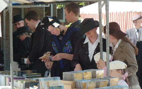 URK – Pauze tijdens de Mbumazendingsdag, zaterdag in Urk. Foto: Hans Veenhuis