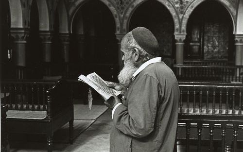 KESZTHELY – Op de internationale conferentie van de Lausanne Consultation of Jewish Evangelism (LCJE) in het Hongaarse Keszthely werd woensdag gesproken over de verhouding van Messiasbelijdende Joden tot de Thora. „Sommige Messiasbelijdende leiders beklem