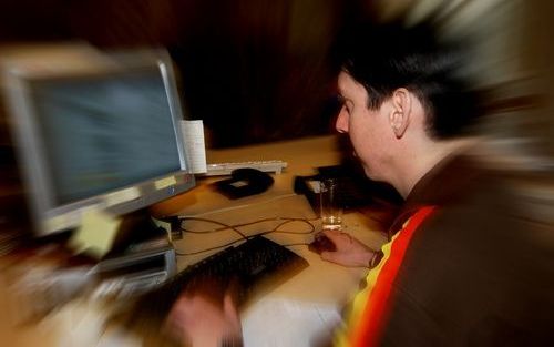 „Weten wij de uitweg uit bijvoorbeeld seksverslaving, zelfbevrediging of pornoverslaving via internet?” Foto Dick Vos