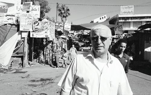 BARTAA - Burgemeester Riad Kabha van het gespleten dorp Bartaa: „De Arabieren in Israël zijn een unieke minderheid.” Foto Alfred Muller