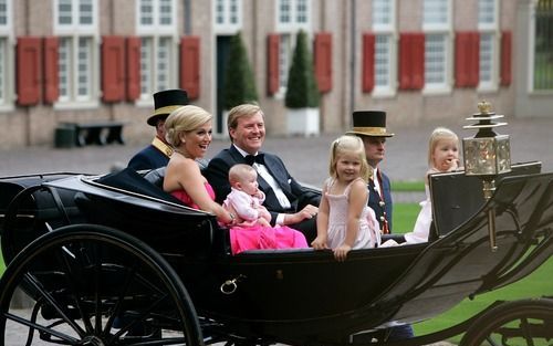 De kroonprinselijke familie.