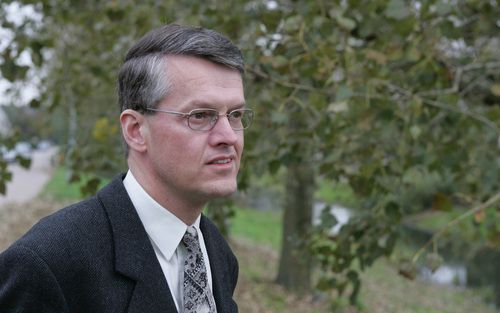 <center>PROF. DR. PAUL<br> ...veel onduidelijkheid...<br> Foto RD, Anton Dommerholt</center>