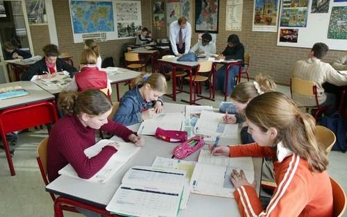 „In het onderwijs is geen gevaar voor faillissement; geen gevaar voor ontslag bij inkrimping van de werkzaamheden.” Foto RD, Anton Dommerholt