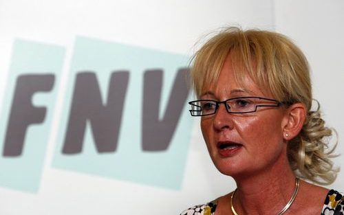 AMSTERDAM – FNV cao coördinator Wilna Wind geeft een toelichting op de arbeidsvoorwaardennota. De vakcentrale FNV presenteerde maandag zijn nota in het hoofdkantoor van de FNV in Amsterdam Foto ANP