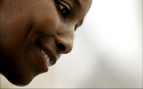 Ayaan Hirsi Ali is maandag teruggekeerd in Nederland. Ze moest vertrekken uit de Verenigde Staten omdat haar beveiliging daar niet langer gegarandeerd was. Foto ANP