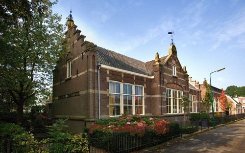 De familie Swaab verbouwde de Koningin Emmaschool in Oud Zuilen om tot woonhuis. Mevrouw Swaab: „Ik vind het een meerwaarde hebben om te wonen op een plek met historie. Het is bijzonder om te beseffen dat hier tientallen kinderen hun jeugd hebben doorgebr