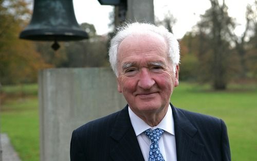 Lord Mackay had in de jaren tachtig en negentig een hoge positie in het Britse kabinet. In die tijd veroorzaakte hij een crisis in de Free Presbyterian Church of Scotland. „Het was een heel moeilijke tijd. Ik ben er nog altijd van overtuigd dat ik handeld