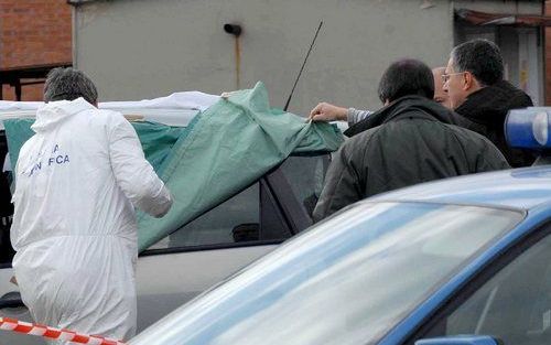 ROME - Een supporter van de Italiaanse voetbalclub Lazio Roma is zondag doodgeschoten op een parkeerplaats langs de snelweg. Hij was op weg naar het uitduel van Lazio bij Internazionale in Milaan. Foto: EPA