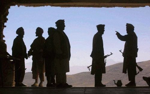 Kort na de aanslagen in de Verenigde Staten trokken strijders van de Noordelijke Alliantie in Afghanistan op tegen het heersende Taliban-regime. In oktober volgde de actie van de VS en Groot-BrittanniÃ« tegen Afghanistan, waar Bin Laden zich zou bevinden.