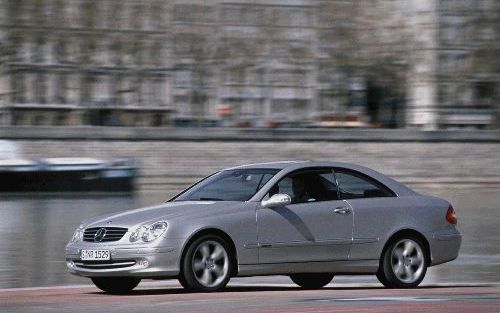 De Mercedes CLK is geen boulevardauto, eerder een elegante verschijning die in elk straatbeeld past. - Foto RD