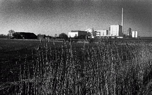 BORSSELE - Een belangrijke juridische hobbel voor het openhouden van de kerncentrale in Borssele is woensdag genomen door een uitspraak van de rechtbank in Den Bosch. De rechter oordeelde dat de staat niet kan bewijzen dat er is afgesproken de centrale in