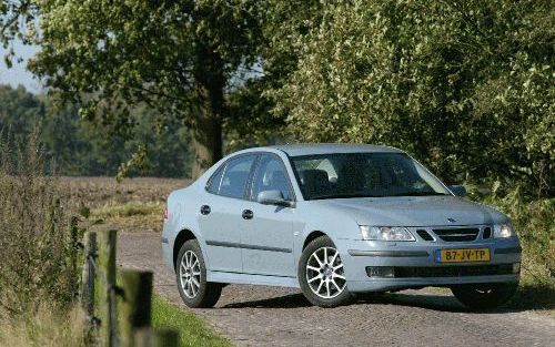 Saab zet met de 9-3 Sport Sedan een serieus alternatief voor de gevestigde Duitse orde op de markt. - Foto RD, Anton Dommerholt