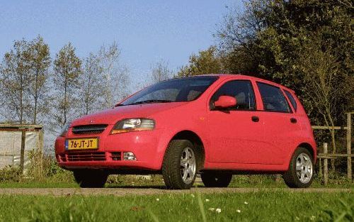 Met de Kalos probeert Daewoo een plekje te veroveren in de compacte mpv-klasse. - Foto RD, Anton Dommerholt