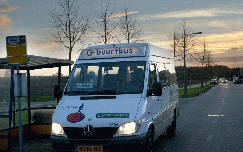 De buurtbus rijdt 25 jaar in Nederland. Berkenwoude had de primeur. Tientallen andere projecten volgden in de loop van de jaren, waaronder dit project rond Zutphen. - Foto RD, Sjaak Verboom