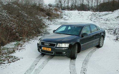 Audi zet met de nieuwe A8 een serieus alternatief voor de topklassemodellen van Mercedes en BMW op de weg. - Foto RD, Anton Dommerholt