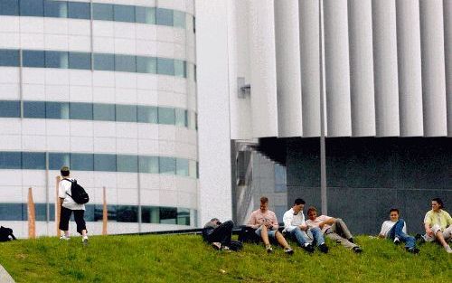 Jongeren uit de achterban van de ChristenUnie stemmen niet meer vanzelfsprekend op de partij van hun ouders. „Ze pakken hun Bijbel, laten de boodschap tot zich doordringen en maken vervolgens hun eigen maatschappelijke keuzen.”