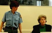 DEN HAAG - Voormalig president van de Bosnisch-Servische republiek Biljana Plavsic hoorde donderdag uiterlijk onbewogen haar vonnis aan voor het JoegoslaviÃ«-tribunaal. De IJzeren Dame werd veroordeeld tot een gevangenisstraf van elf jaar wegens haar rol 