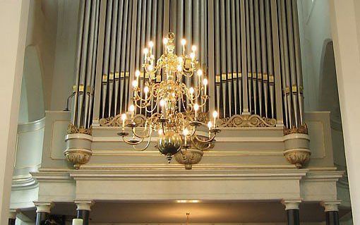 Het orgel in de Maartenskerk van Tiel. Beeld RD