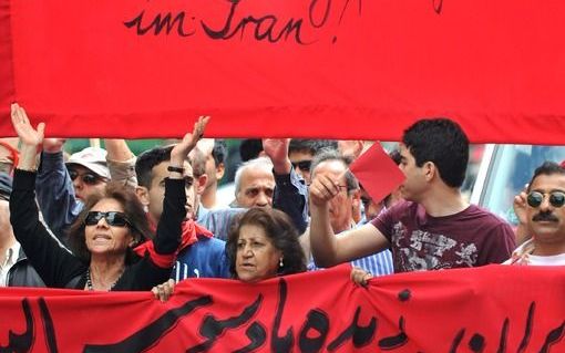 In Iran denkt en groot deel van de bevolking totaal anders over de verkiezingsuitslag dan de machthebbers. foto EPA