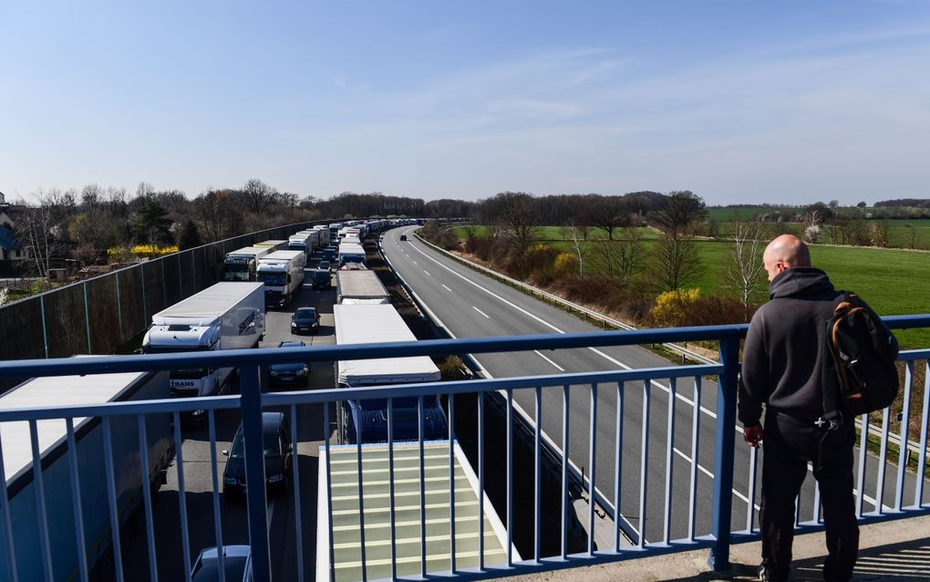 File in Duitsland vanwege controle aan de Pools-Duitse grens. beeld EPA