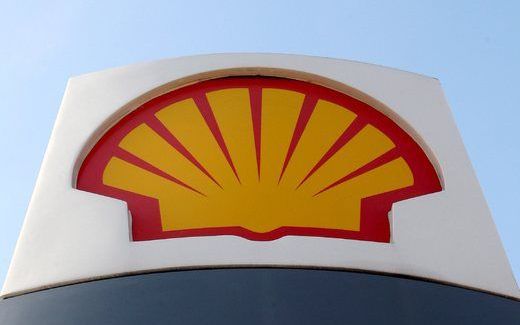 Milieuminister Cramer is „zwaar teleurgesteld” in het besluit van Shell om niet meer te investeren in duurzame energie. Foto EPA