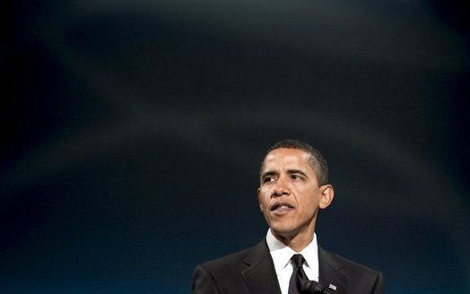 WASHINGTON – Om 18.00 uur Nederlandse tijd wordt Barack Obama ingezworen als de nieuwe Amerikaanse president. Foto: Obama tijdens een diner ter ere van zijn Republikeinse rivaal John McCain, maandag. - Foto EPA