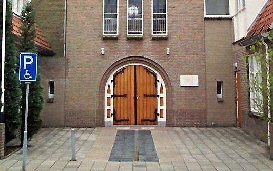 De christelijke gereformeerde Eben-Haëzerkerk in Almelo. beeld kerk-en-orgel.nl