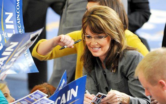 JUNEAU – Het hooggerechtshof van Alaska heeft donderdag bepaald dat een onderzoek naar mogelijk machtsmisbruik door de Republikeinse vicepresidentskandidate Sarah Palin kan doorgaan. Vijf Republikeinse politici in Alaska hadden het hof gevraagd het onderz