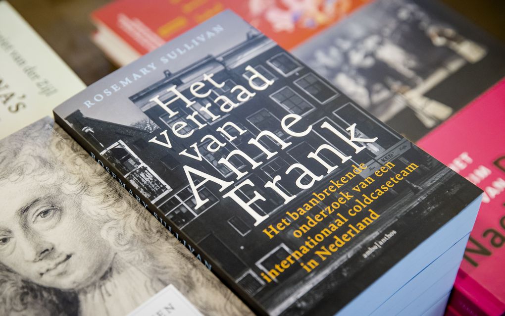 Uitgeverij haalt boek Het verraad van Anne Frank terug Uitgeverij haalt boek Het verraad van Anne Frank terug