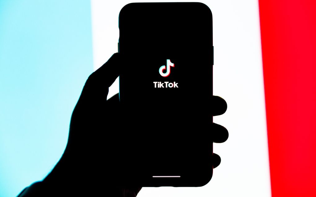 Volgens SOMI verzamelt TikTok gegevens van kinderen, zodat ze gericht reclames te zien krijgen, zonder dat daar op de juiste manier toestemming voor is gevraagd. beeld Unsplash