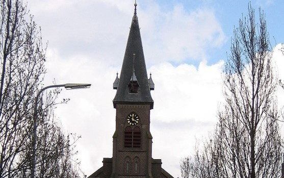 De Dorpskerk in Nieuw- en Sint Joosland. beeld Wikipedia