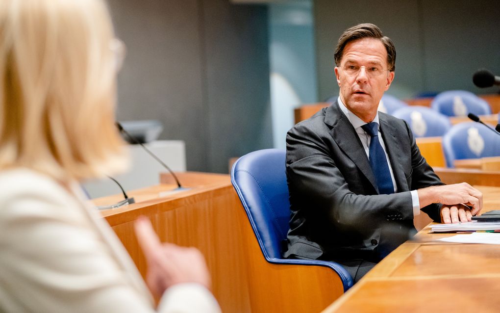 Demissionair premier Mark Rutte tijdens het debat in de Tweede Kamer over de situatie in Afghanistan. beeld ANP, BART MAAT

