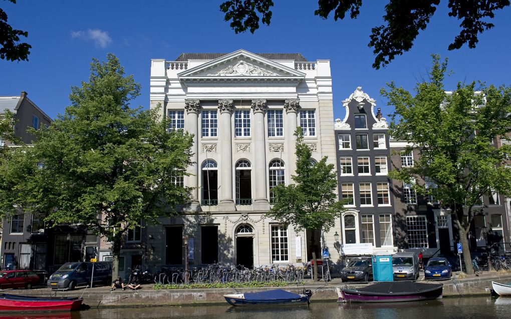 AMSTERDAM – Het gebouw Felix Meritis, een van de historische panden van de Amsterdamse grachtengordel, uit 1787 aan de Keizersgracht. In 1788 vestigde zich in dit pand het gelijknamige genootschap, dat zich liet inspireren door de verlichtingsidealen en z