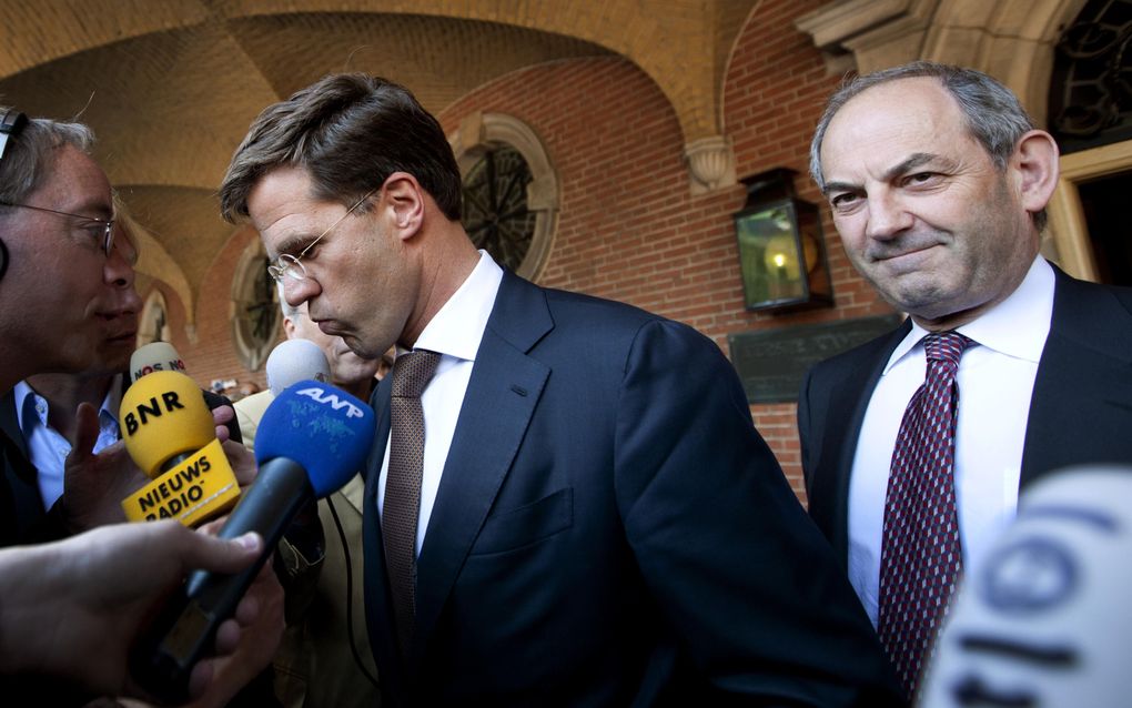 Rutte en Cohen staan de pers te woord. Foto ANP