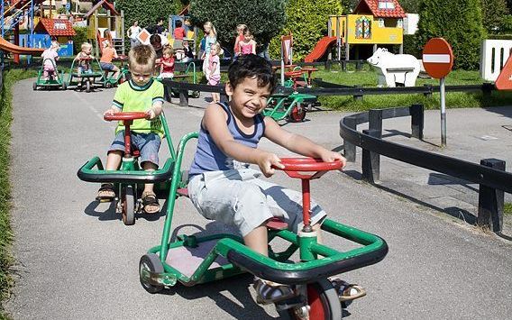 Oefenen in het verkeer. Foto Linneaushof