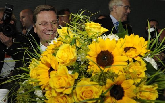 Guido Westerwelle wil praten over verwijdering kernwapens. Foto EPA