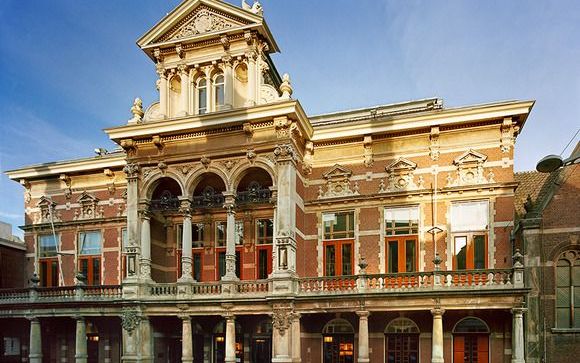 De Stadsgehoorzaal Leiden, gezien vanaf de Breestraat.&#8194;beeld Teo Krijgsman