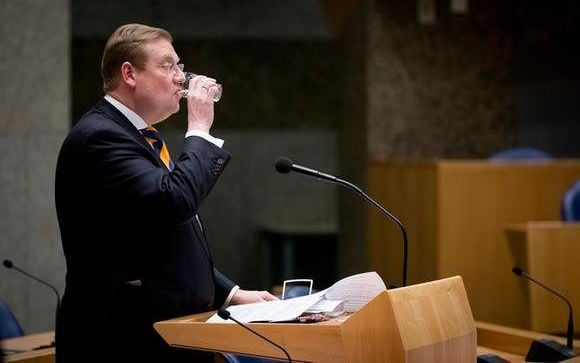 Van der Steur tijdens het debat. beeld ANP