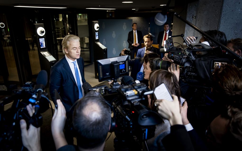 Partijleider Geert Wilders (PVV) na afloop van een gesprek met verkenner Ronald Plasterk. beeld ANP, Koen van Weel